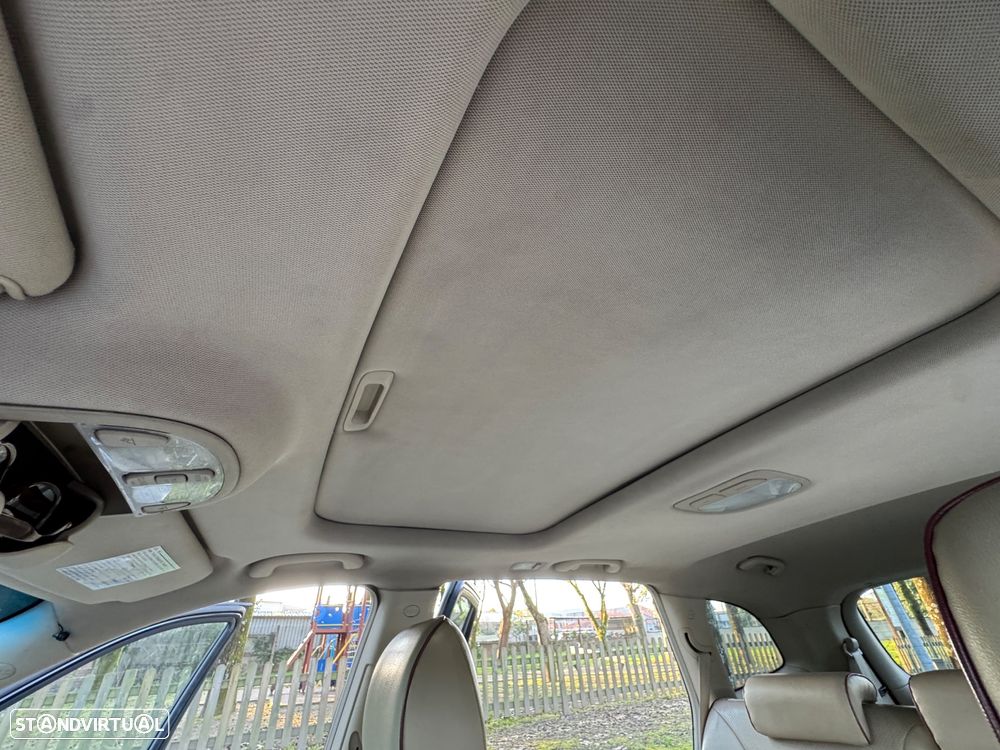 Hyundai Santa Fe 2.2 CRDi 7Wagon Sport - 19