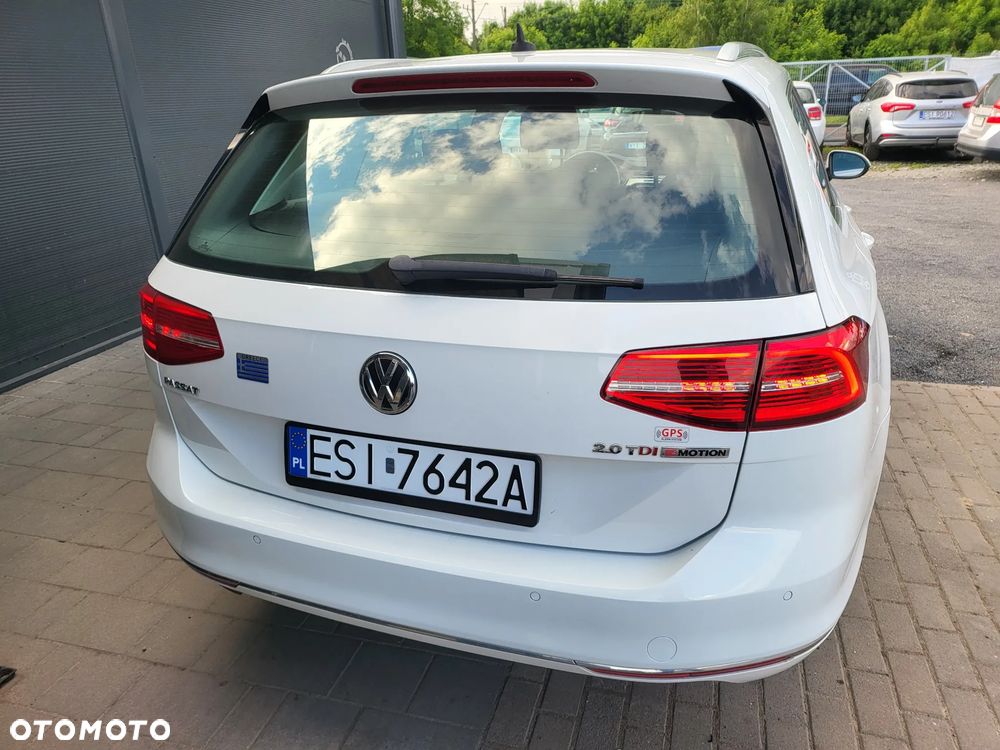 Volkswagen Passat Variant 2.0 TDI SCR 4Motion DSG Highline - 37