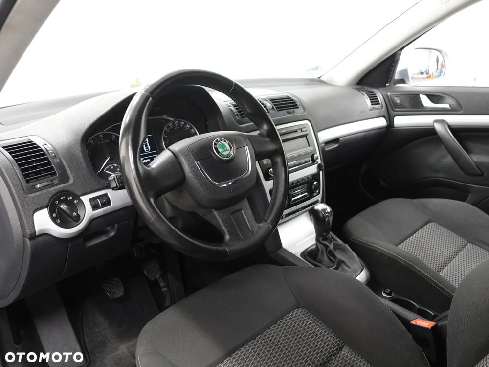 Skoda Octavia 1.4 TSI Ambiente - 18