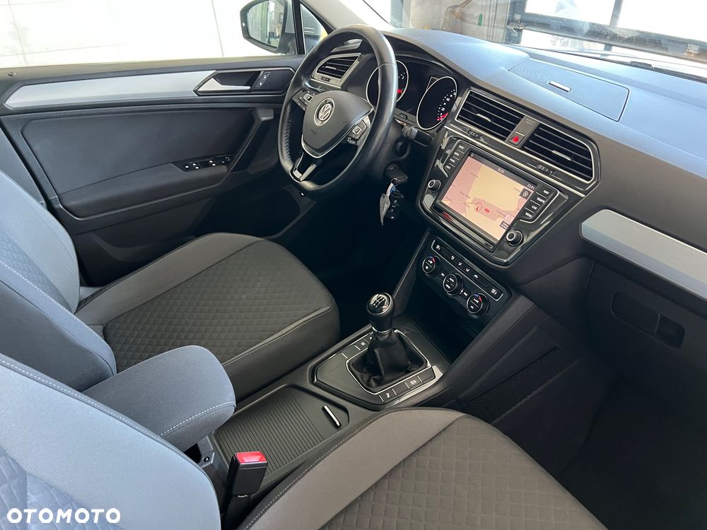 Volkswagen Tiguan 2.0 TDI BMT SCR Tour - 28