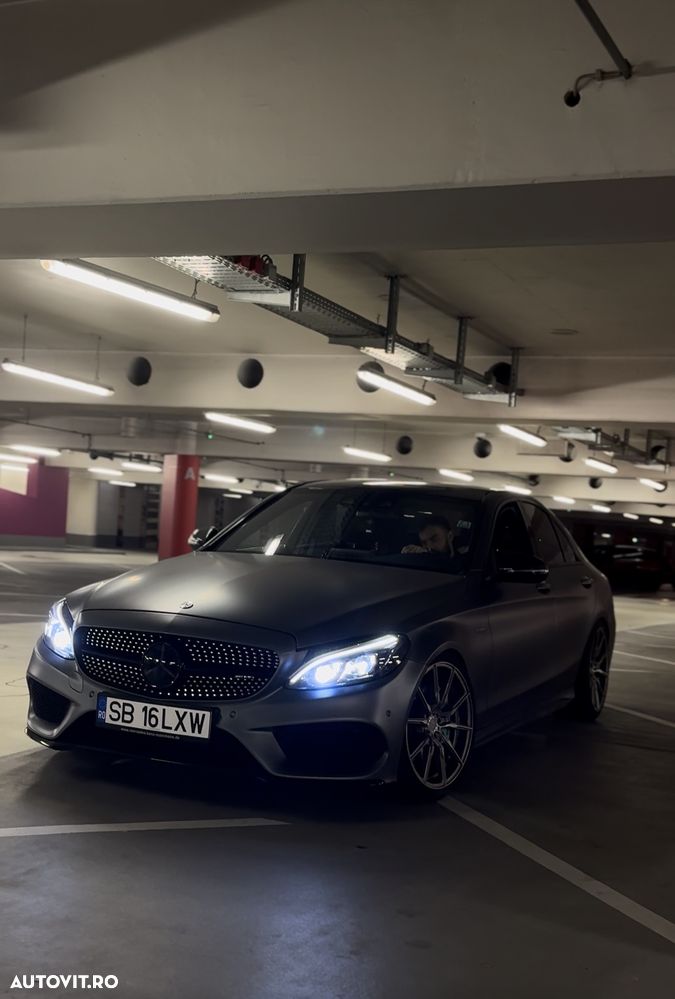 Mercedes-Benz C 43 AMG - 9