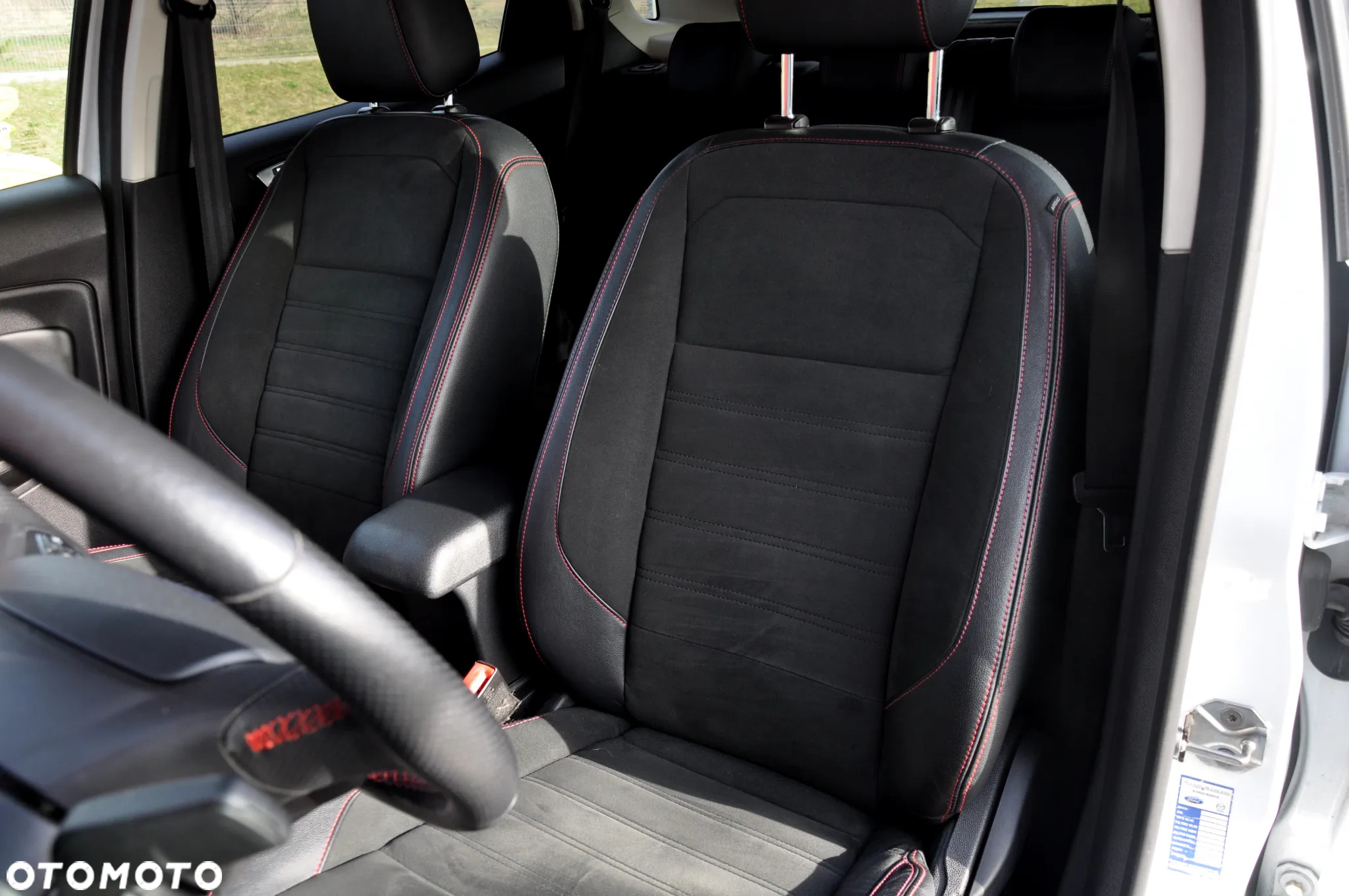 Ford EcoSport 1.0 EcoBoost ST-Line Black ASS - 27