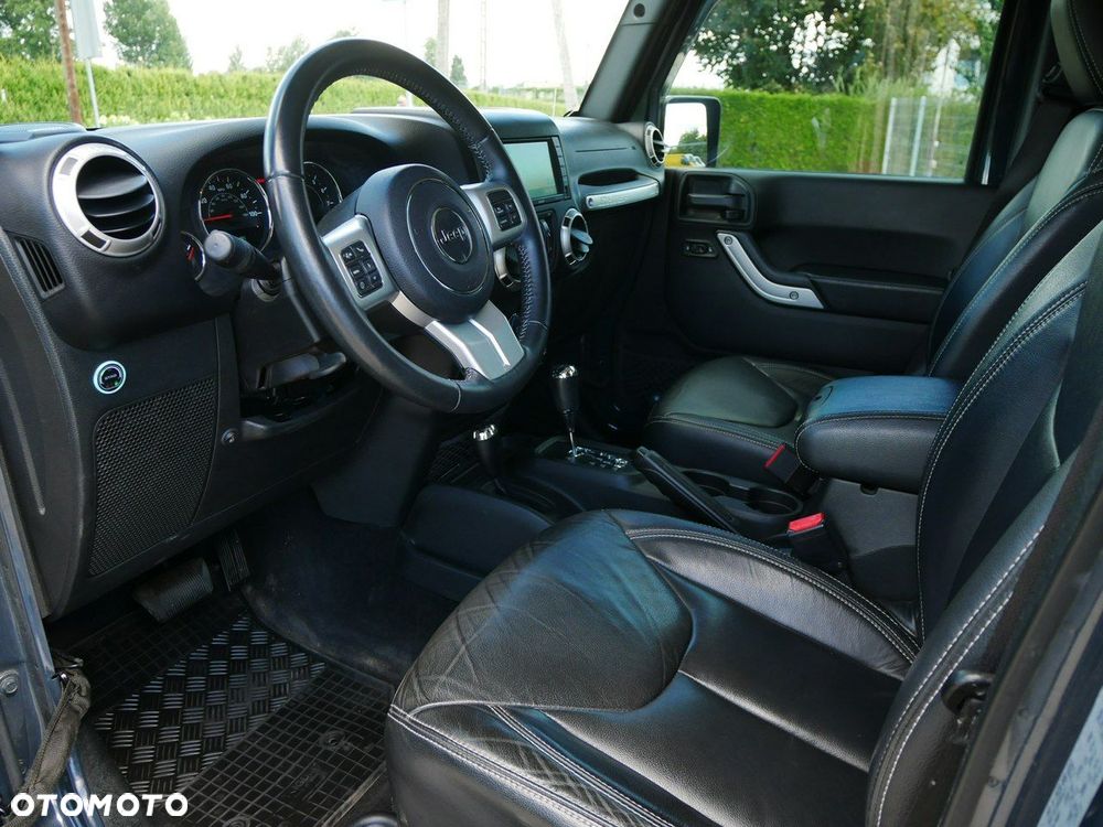 Jeep Wrangler 3.6 Unlim X - 4