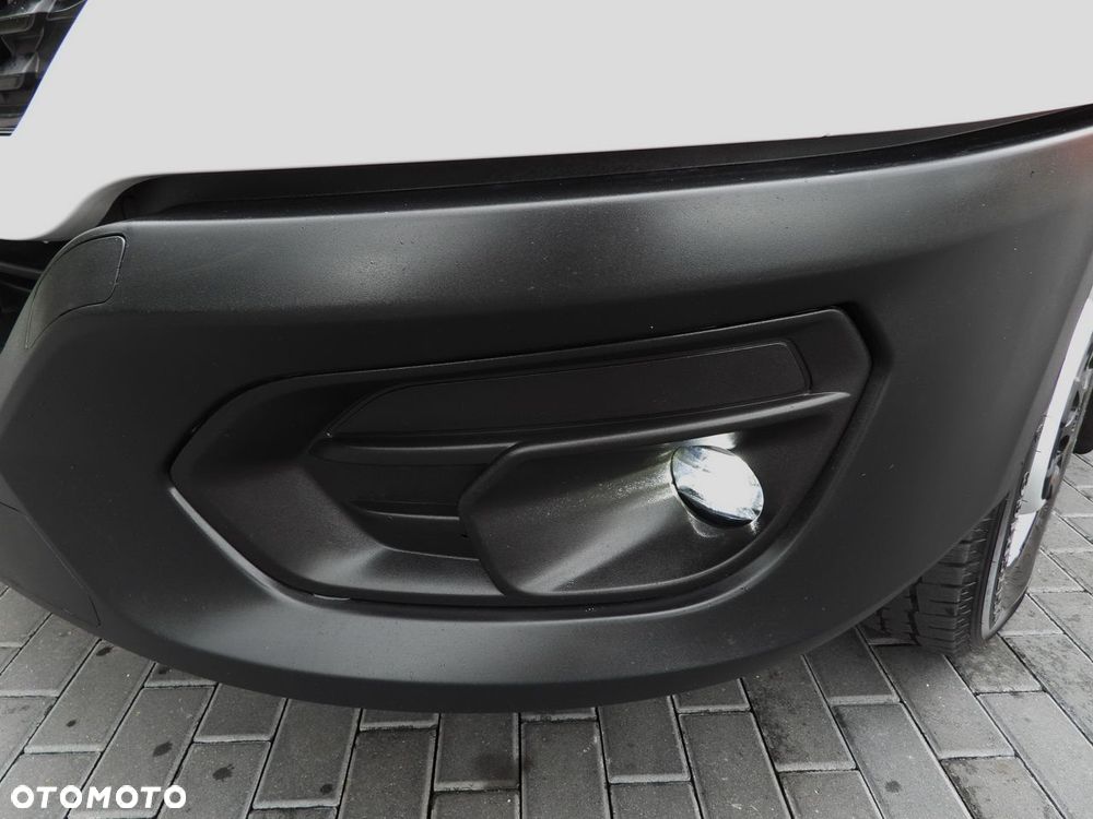 Iveco DAILY 35S18 PLANDEKA 10 PALET WEBASTO TEMPOMAT NAWIGACJA LEDY KLIMATYZACJA  180KM - 22