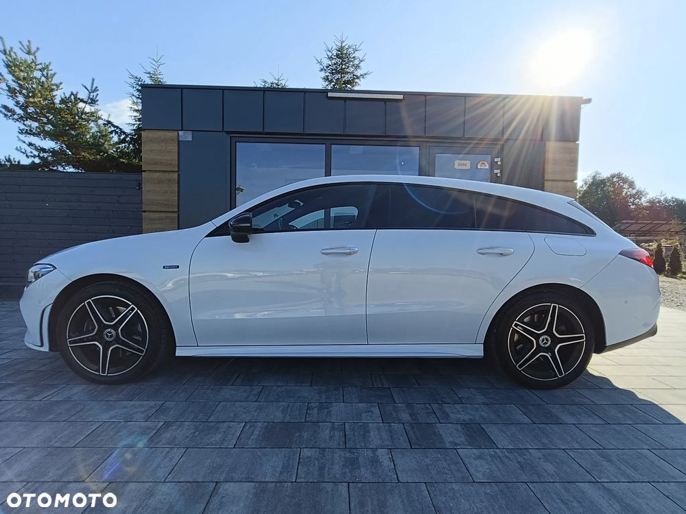 Mercedes-Benz CLA - 2