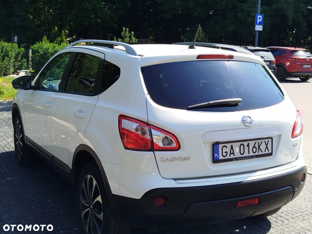 Nissan Qashqai 2.0 dCi 4x4 I-Way - 13