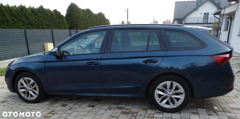 Skoda Octavia ver-1-5-tsi-act-ambition - 2