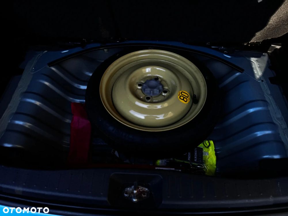 Daihatsu Sirion 1.0 - 17