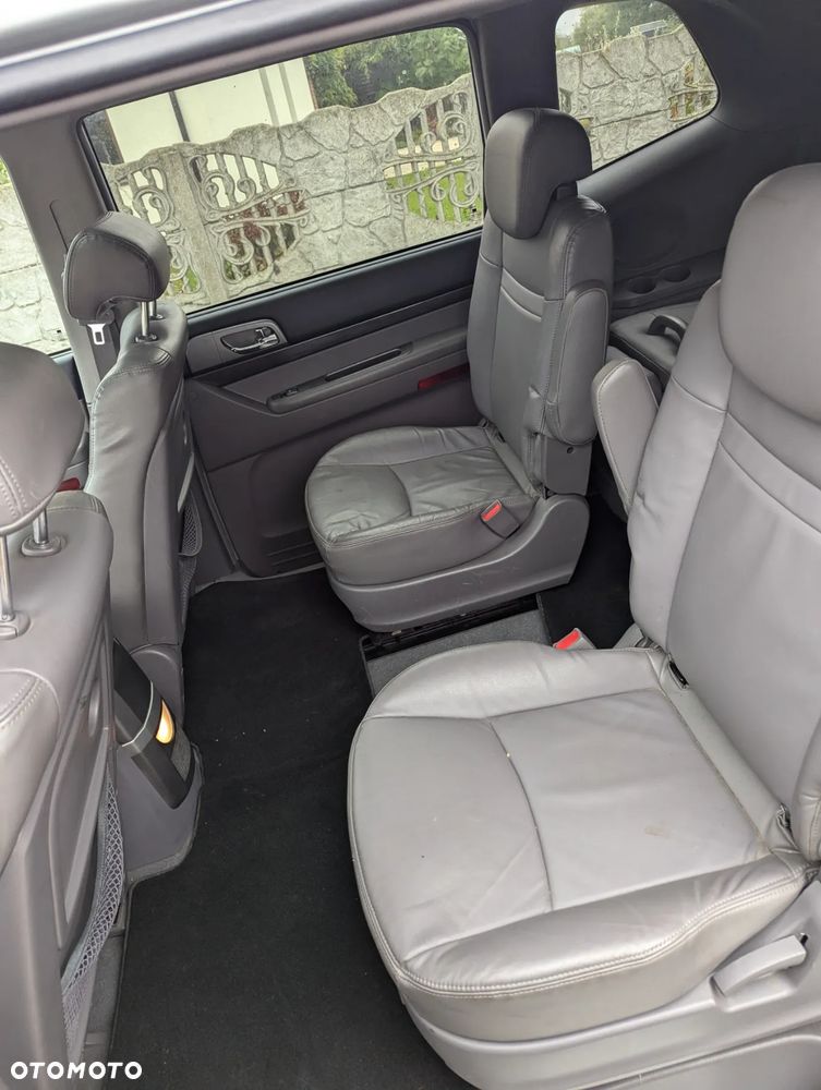 SsangYong/KGM Rodius 2.0 e-XDi200 Quartz - 14