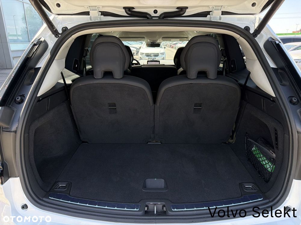Volvo EX90 - 30