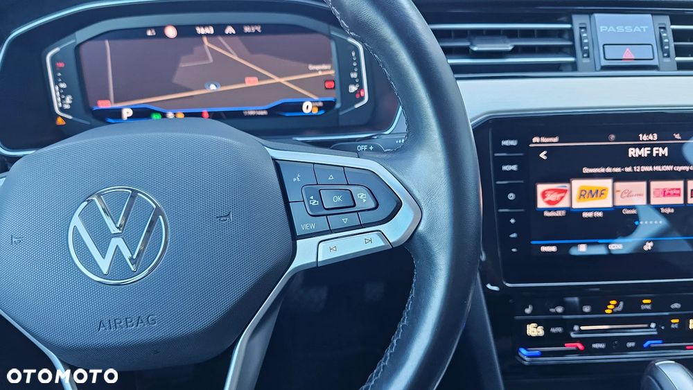 Volkswagen Passat Variant 2.0 TDI EVO Elegance DSG - 21