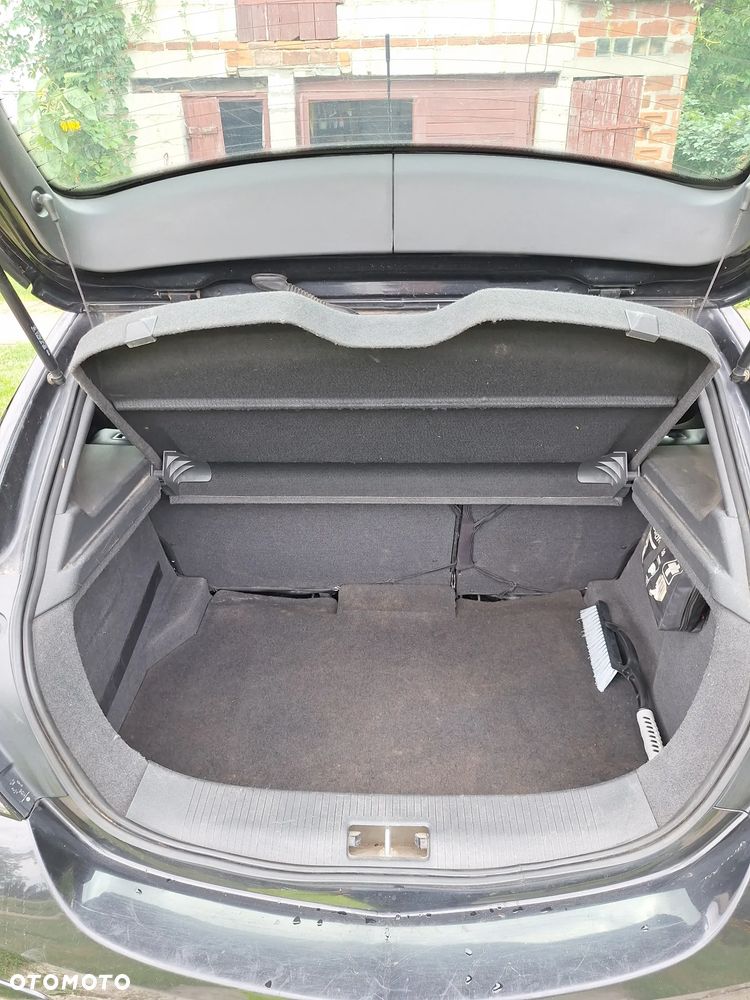 Opel Astra 1.9 CDTI Sport - 33