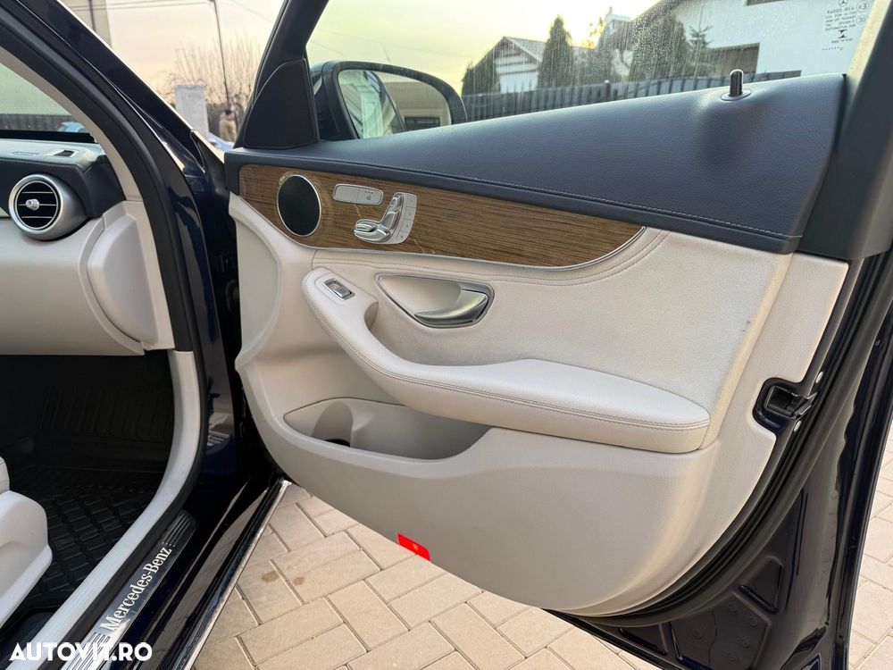 Mercedes-Benz C - 5