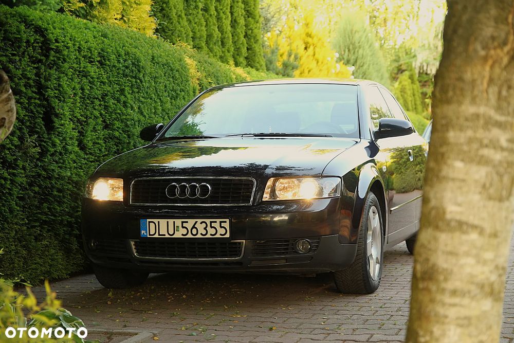 Audi A4 Limousine - 13