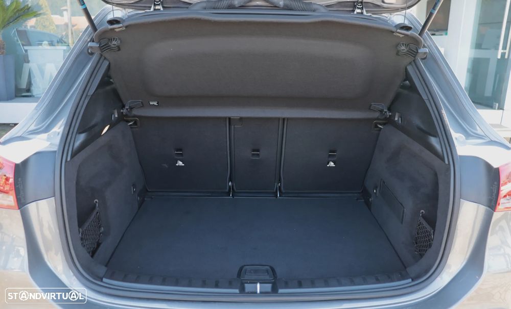 Mercedes-Benz GLA 250 - 37