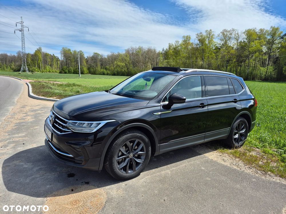 Volkswagen Tiguan - 32