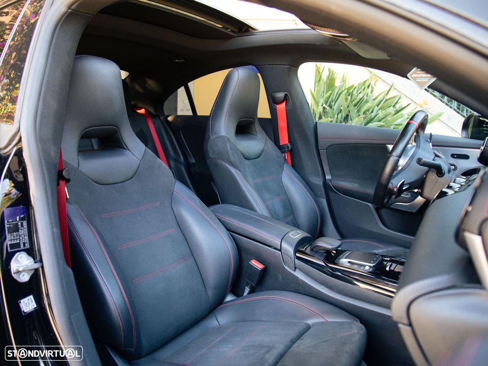 Mercedes-Benz CLA 35 AMG 4Matic - 13