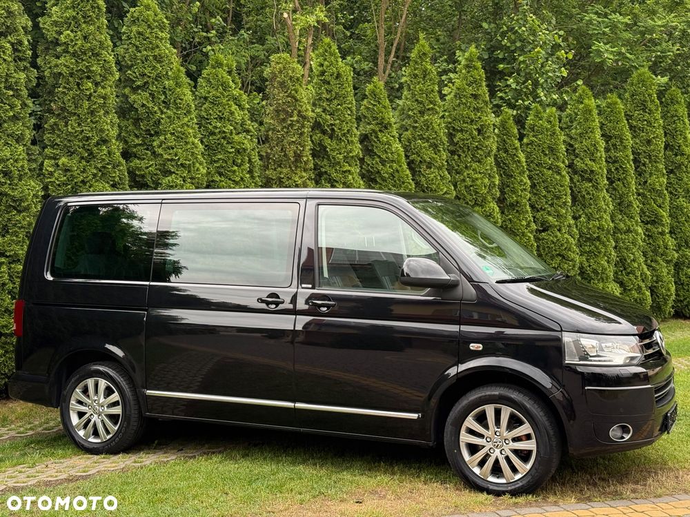 Volkswagen Multivan - 10