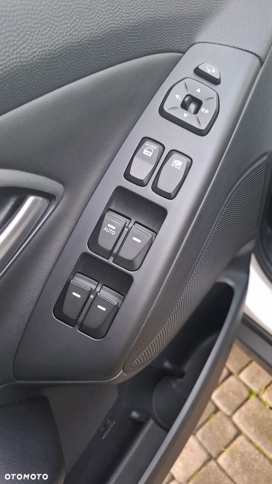 Hyundai ix35 1.7 CRDi Premium 2WD - 13