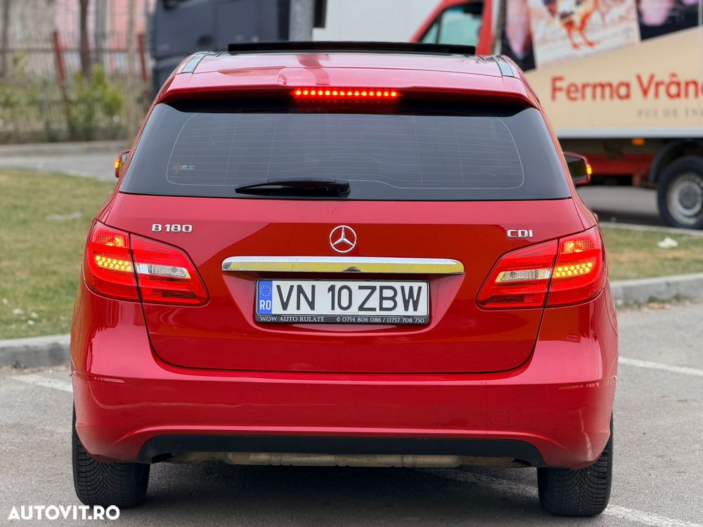 Mercedes-Benz B 180 - 14