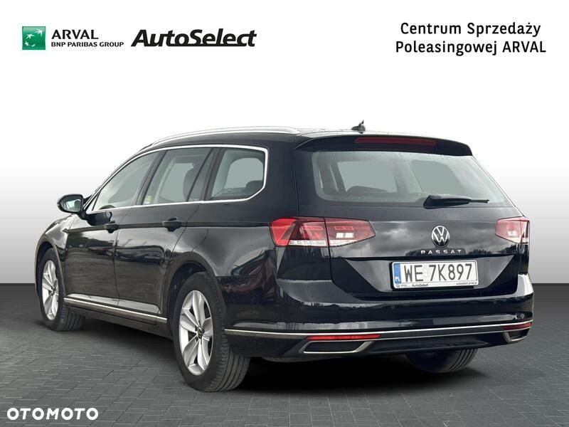 Volkswagen Passat - 3