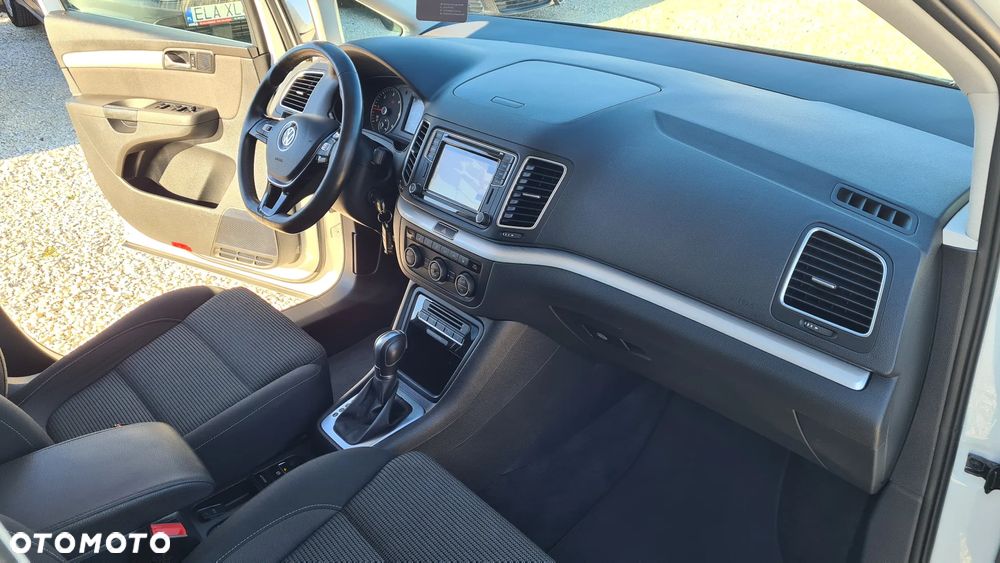 Volkswagen Sharan - 34