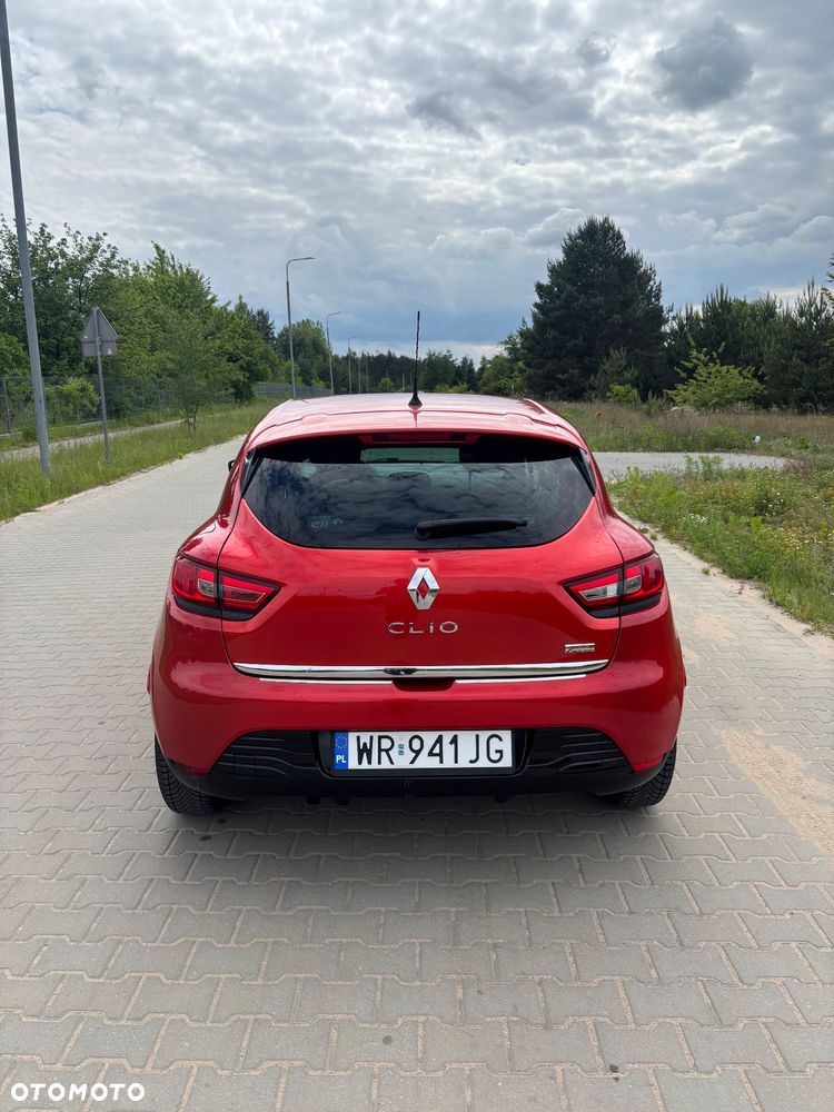 Renault Clio 1.2 16V Life - 10