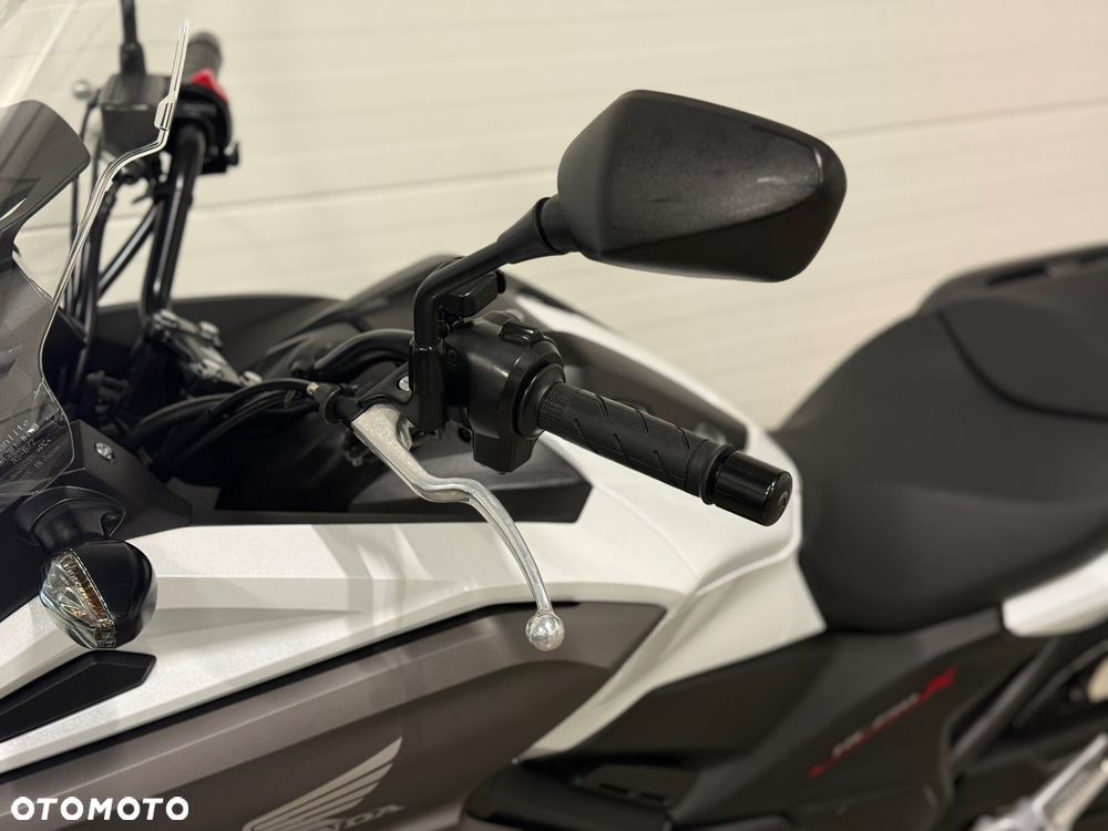 Honda NC - 25