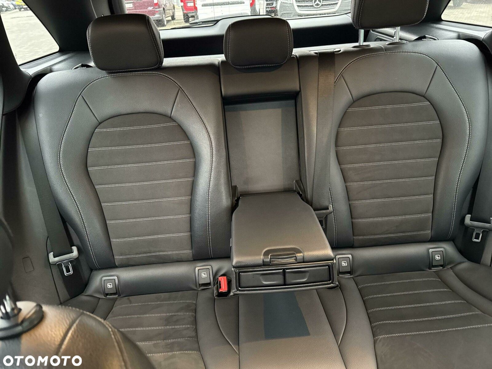 Mercedes-Benz GLC 200 d 4-Matic Business Edition - 22
