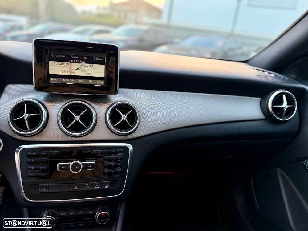 Mercedes-Benz CLA 200 CDI AMG Line - 10