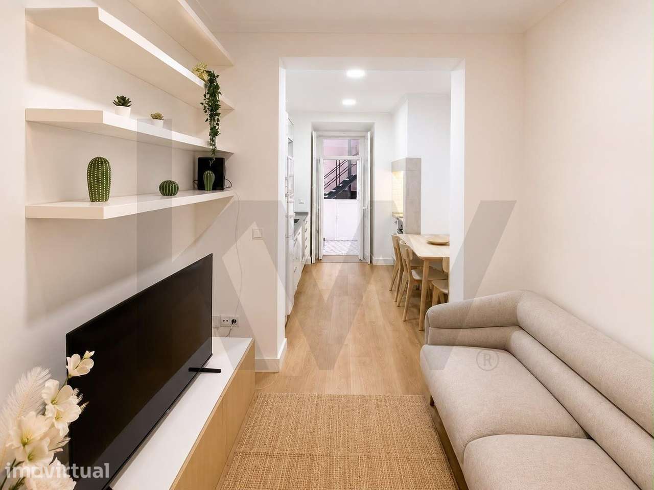 T2 com Charme e Espaço Exterior no Coração de Campo de Ourique - Grande imagem: 2/19