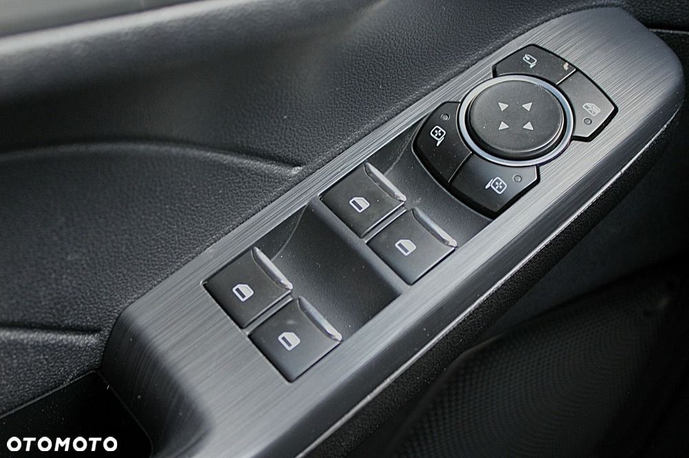 Ford Kuga 2.5 Duratec FHEV TITANIUM - 24