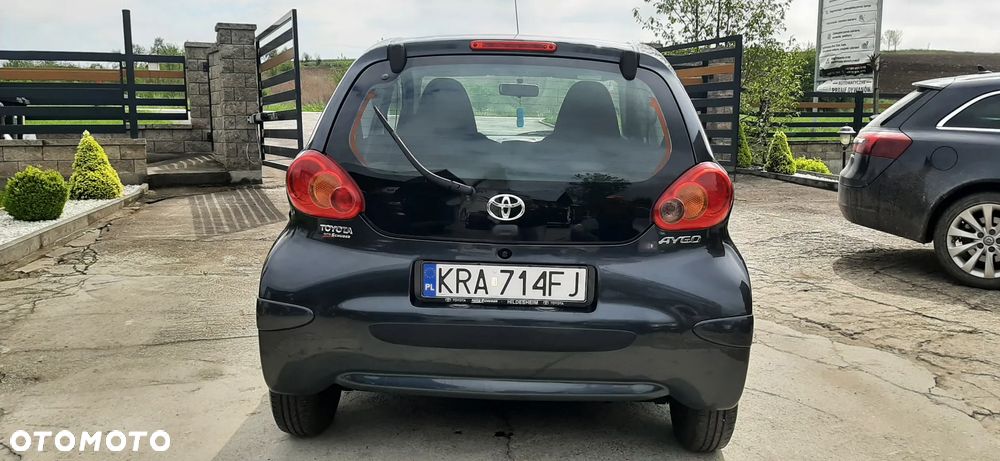 Toyota Aygo - 12