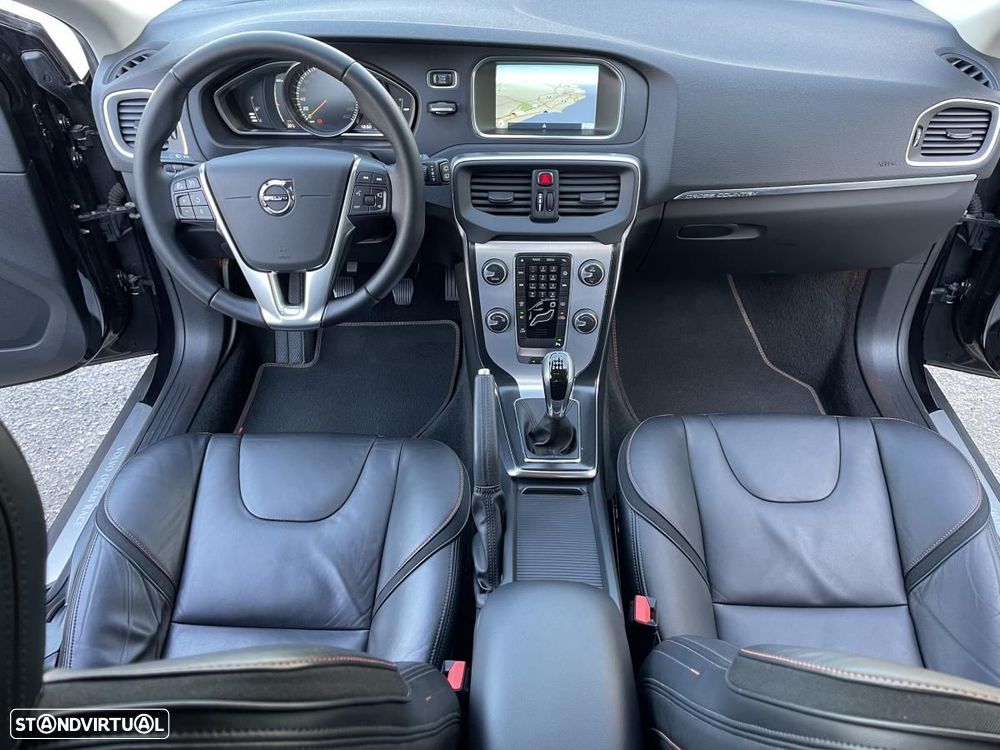 Volvo V40 Cross Country 2.0 D2 Volvo Ocean Race - 15
