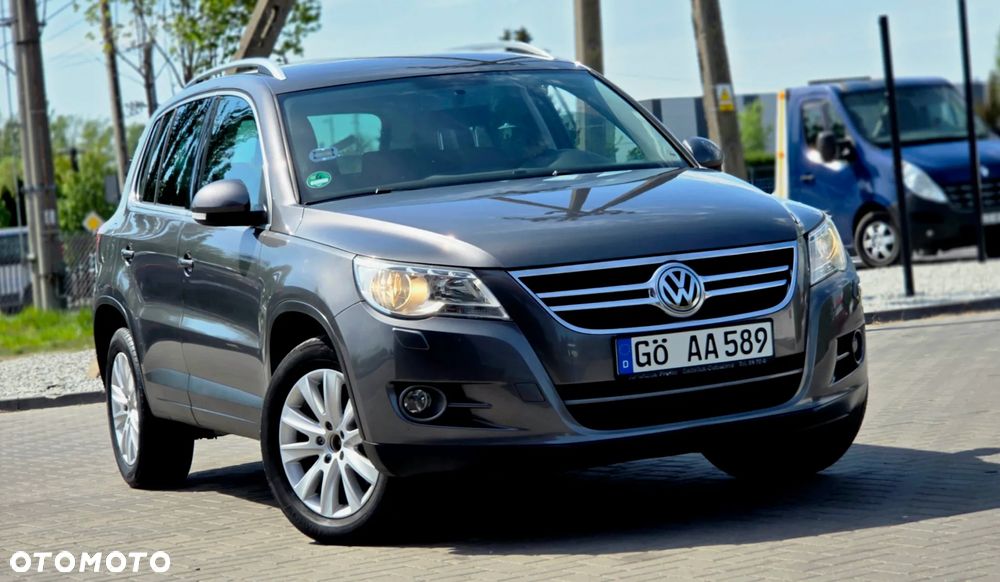 Volkswagen Tiguan 2.0 TDI DPF BlueMotion Technology Exclusive - 2