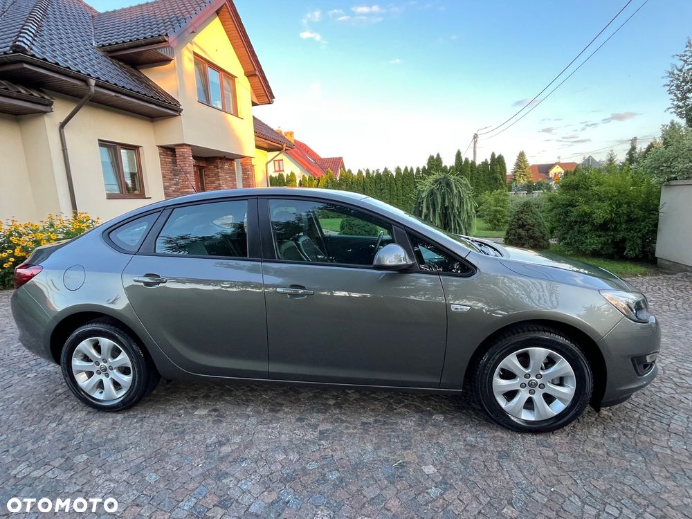 Opel Astra 1.6 Active EU6 - 7