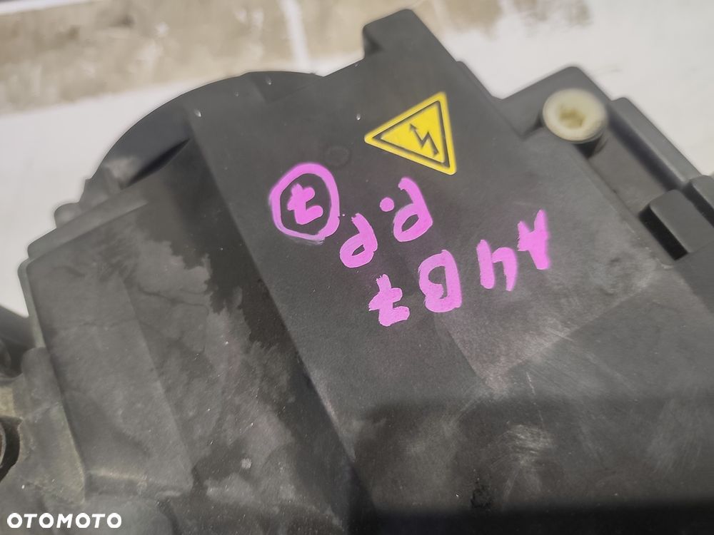 AUDI A4 B7 04r LAMPA BIXENON SKRĘTNY PRAWY PRZÓD EUROPA - 7