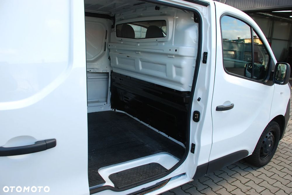 Opel VIVARO - 19