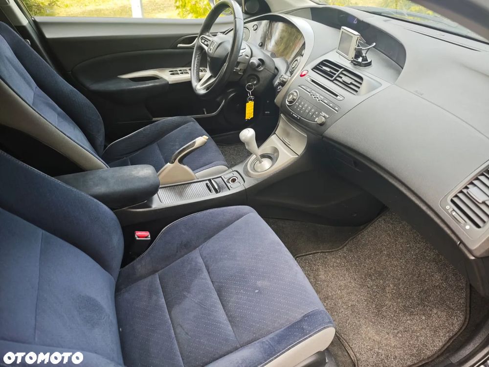 Honda Civic 1.4 Base - 11