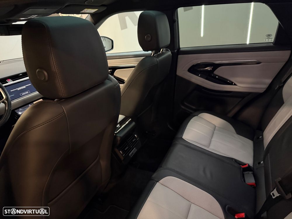 Land Rover Range Rover Evoque P300e R-Dynamic SE - 16
