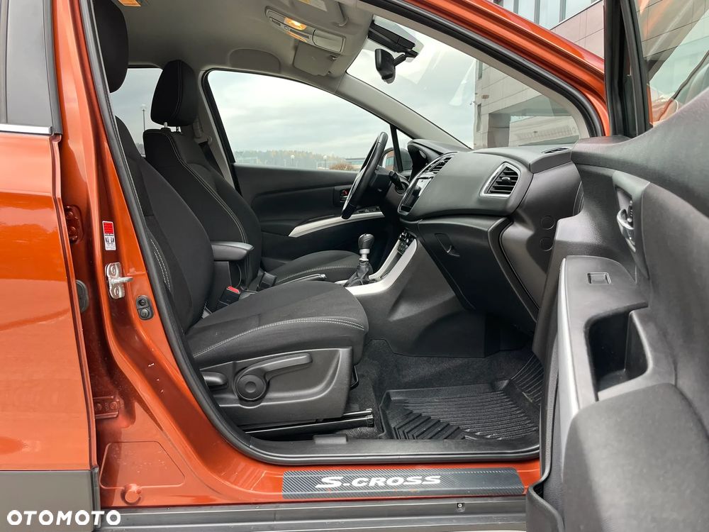 Suzuki SX4 S-Cross 1.4 SHVS Premium 4WD - 26