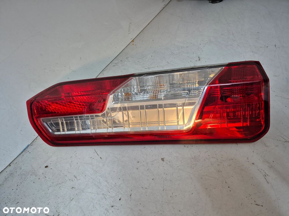 Ford Transit MK8 lampa tylna BK31-13405-AG - 2