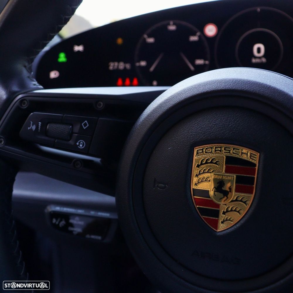 Porsche Taycan 4S Bateria Performance Plus - 18