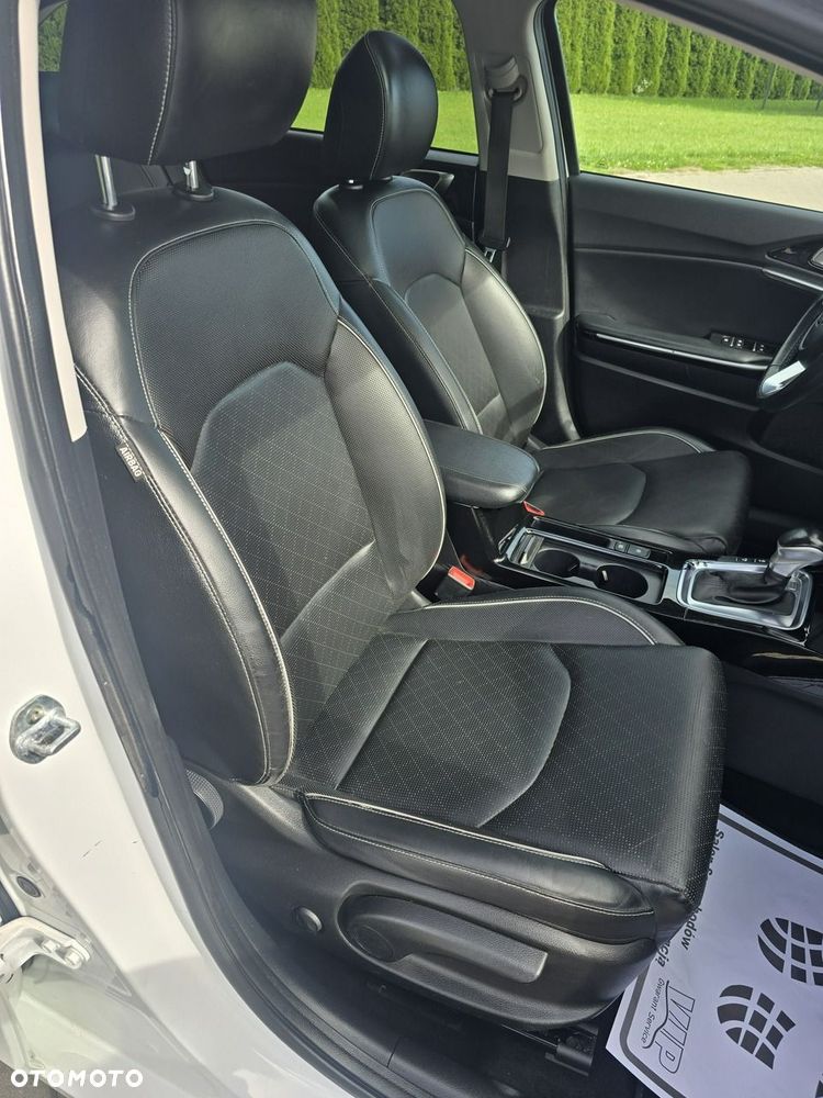 Kia Ceed - 24
