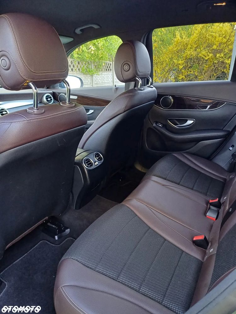 Mercedes-Benz GLC - 9