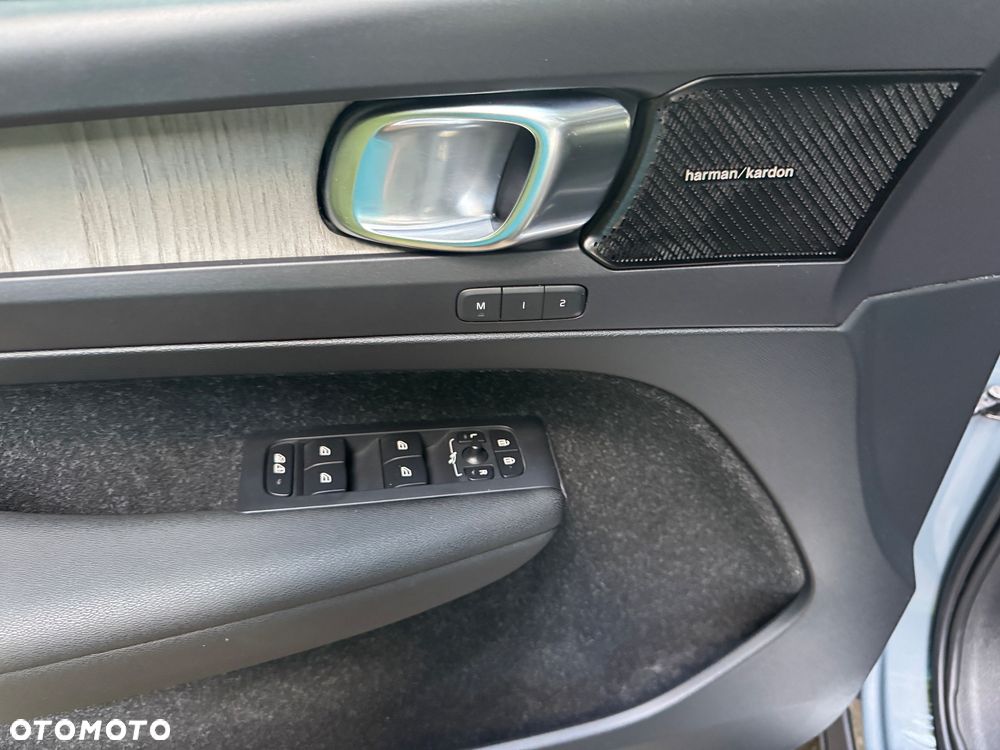 Volvo XC 40 T5 AWD Inscription - 22