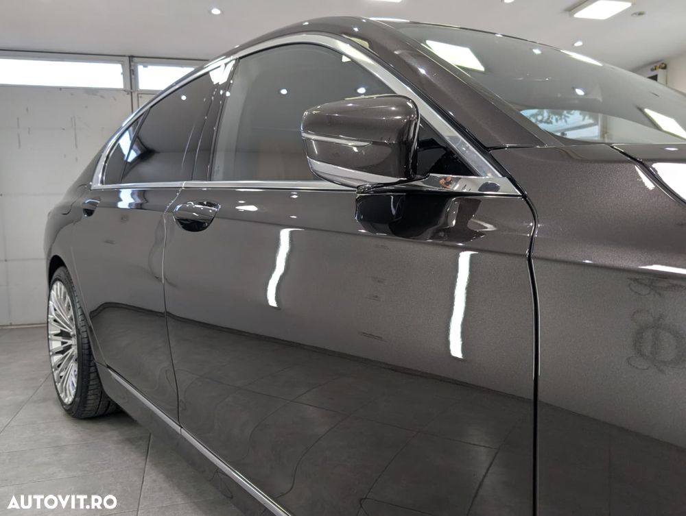 BMW Seria 7 750d xDrive - 11