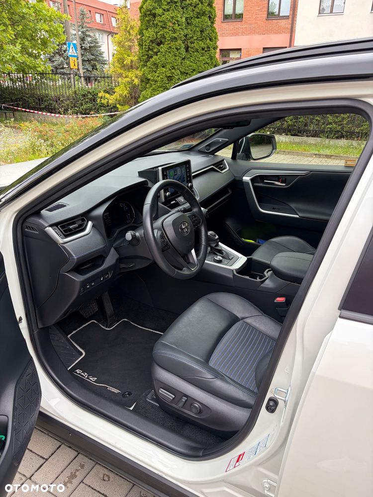 Toyota RAV4 - 20