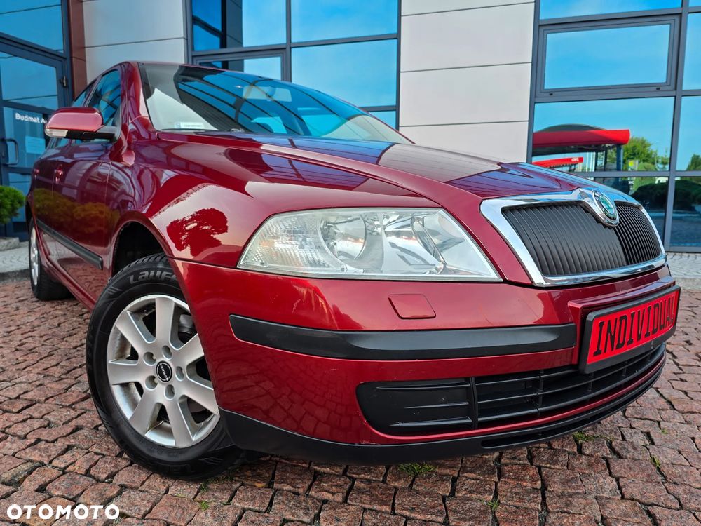Skoda Octavia 1.6 Ambiente - 18