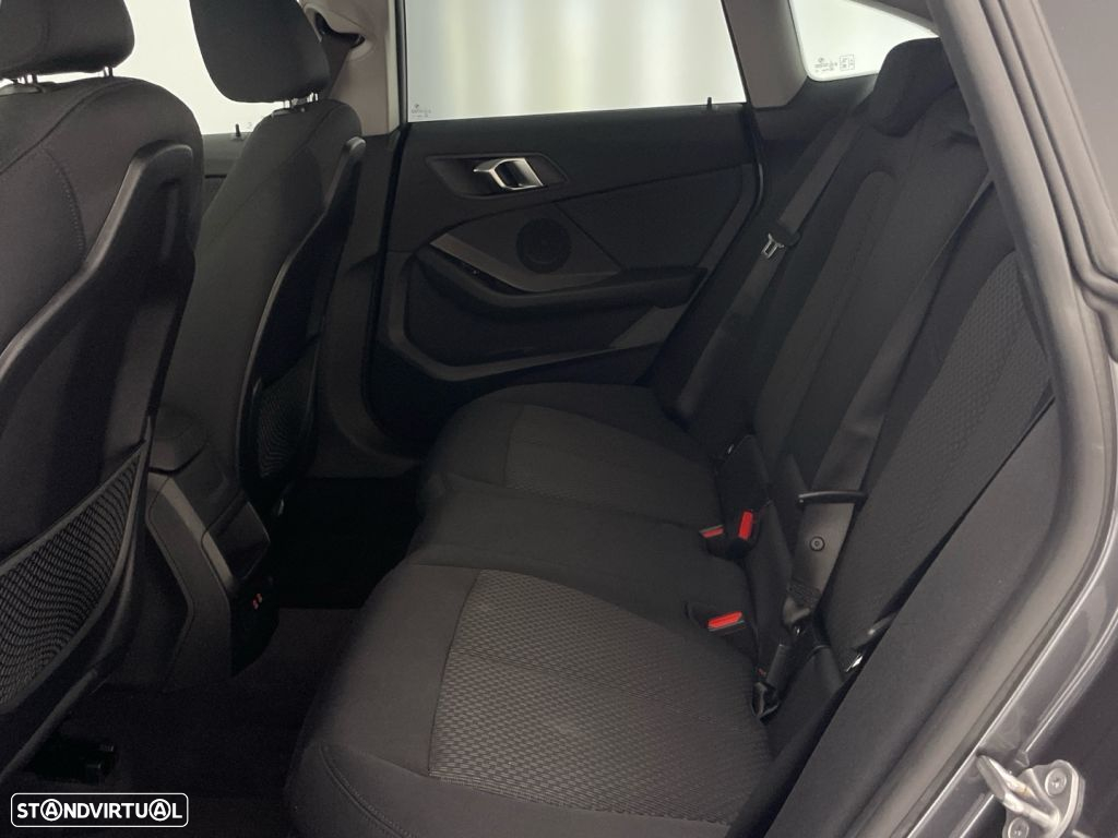 BMW 216 Gran Coupé d Corporate Edition - 12